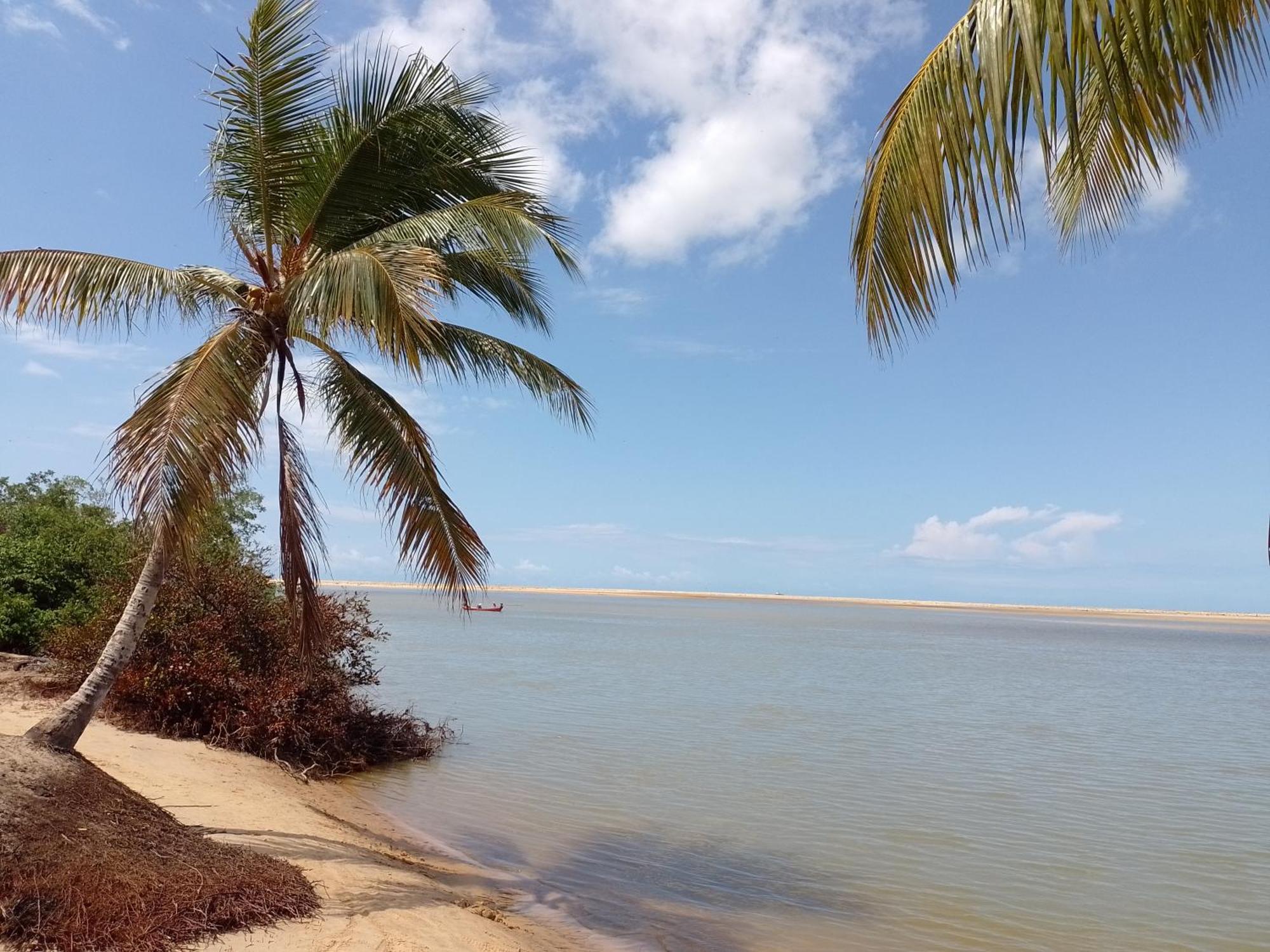 Chale Perto Da Praia Com Duas Suites E Varandao Pacatuba  Exterior photo